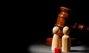 Czy sąd może zmusić do zniesienia współwłasności? Poznaj swoje prawa