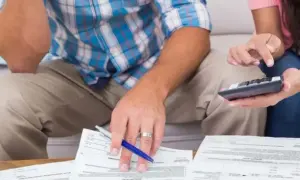 Na ile rat sąd może rozłożyć zadłużenie? Poznaj kluczowe informacje