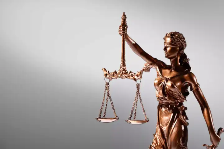 Temida z wagą i mieczem, symbol sprawiedliwości. Co po przegranej apelacji?