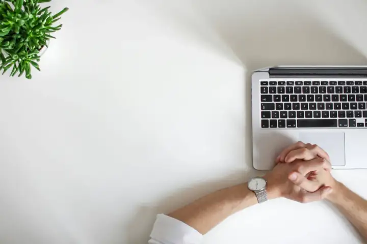 Rozwód online w Polsce: Czy jest możliwy? Procedura, koszty, wady i zalety